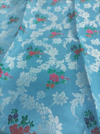 Retal fallera azul con flores