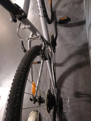 Bicicleta de paseo con cesta modelo Riverside