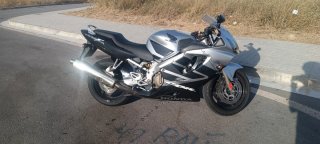 Honda CBR 600F4i Plata