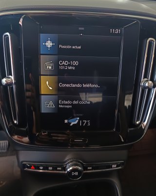 Volvo XC40 2.0 D4 AWD MOMENTUM AUTO 190CV