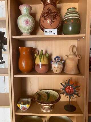 Botijos y jarrones de cerámica