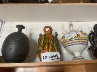 Botijos y jarrones de cerámica
