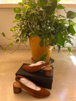 Zapatos piel tacón redondeado Talla 41
