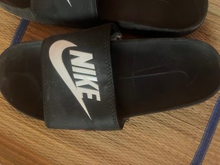 Chanclas Nike Negras
