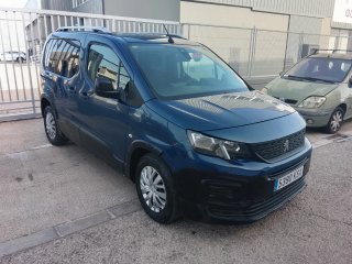 Peugeot Rifter 2019, pegatina C diesel