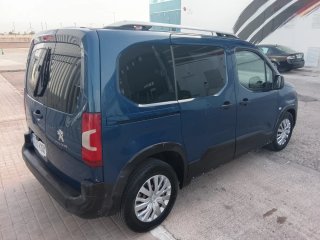 Peugeot Rifter 2019, pegatina C diesel