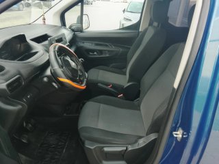 Peugeot Rifter 2019, pegatina C diesel