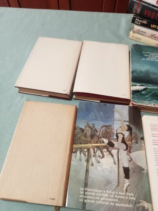 Lotto di 7 libri romanzi