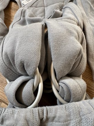 Portabebés Close Caboo Lite Gris como nuevo