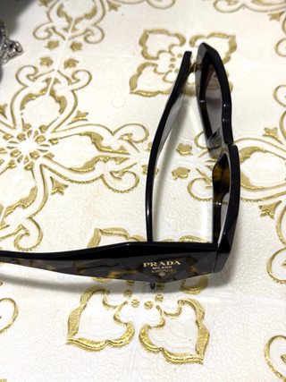 Gafas de sol Prada Tortoise