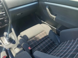 Volkswagen Golf 2004