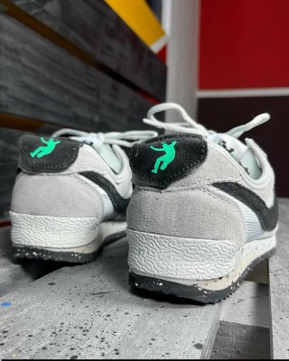 Nike Cortez x Union Gris Negro