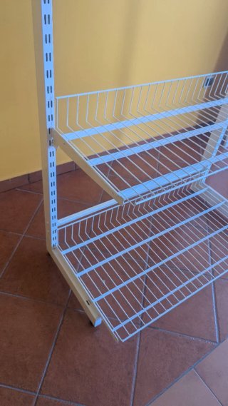 Estantería Metálica Inclinable