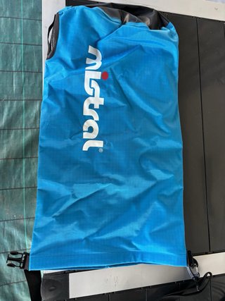 Tabla de paddle surf azul con asiento