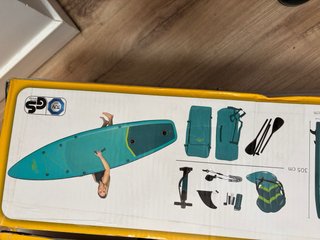 Tabla de paddle surf azul con asiento