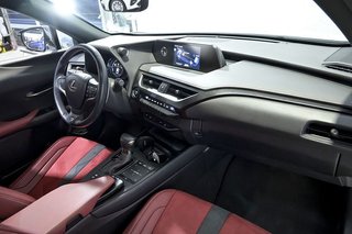 Lexus UX   2.0 250h F Sport