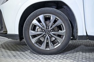 Lexus UX   2.0 250h F Sport