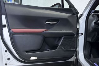 Lexus UX   2.0 250h F Sport