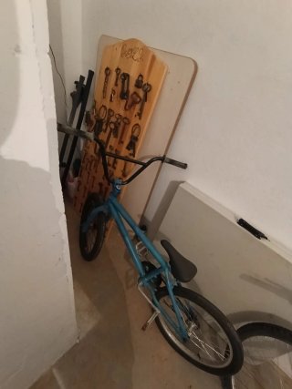 Bicicleta BMX azul