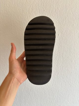 Yeezy Slides negras