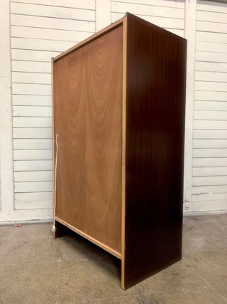 Mueble escritorio de madera. Nórdico