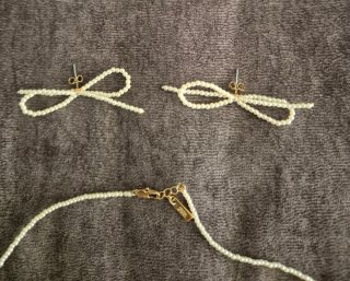 Conjunto Zara: Collar y Pendientes Lazos Perla