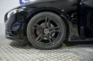 Mercedes Clase A   Sedan A 200