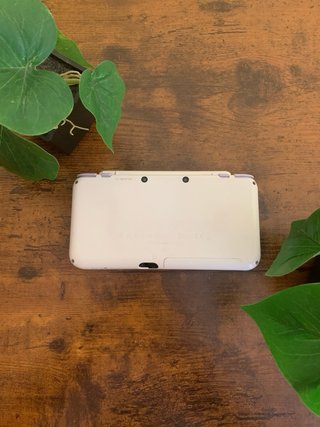 Nintendo 2DS XL Bianco/Lavanda