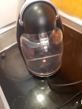 Macchina da caffè Krups Nespresso necessita riparazione