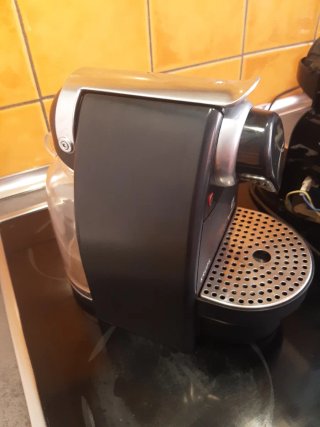 Macchina da caffè Krups Nespresso necessita riparazione