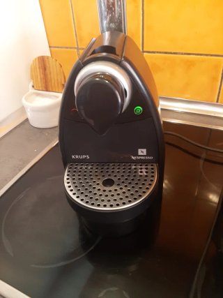 Macchina da caffè Krups Nespresso necessita riparazione