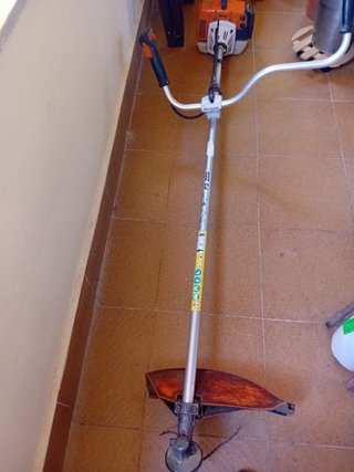 Desbrozadora Stihl FS 200
