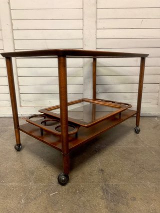Camarera. italiano madera y cristal años 50