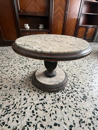 Mesa comedor+4 sillas+sofá+mesa baja