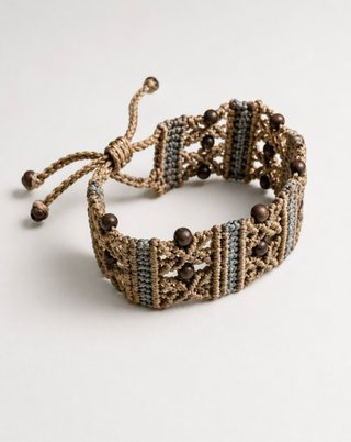 Pulsera macramé boho ajustable con cuentas