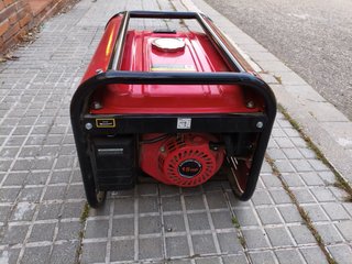 Alquiler Generador Eléctrico Gasolina 220V – Ideal