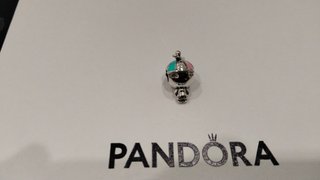 Charm Pandora Niño Plata
