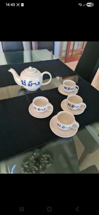 Juego Tetera y Tazas Porcelana Azul Blanco