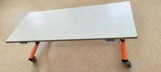 Tavolo scolastico Hermex-Wesco con ruote