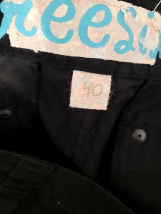 Shorts negros de mujer Freesite
