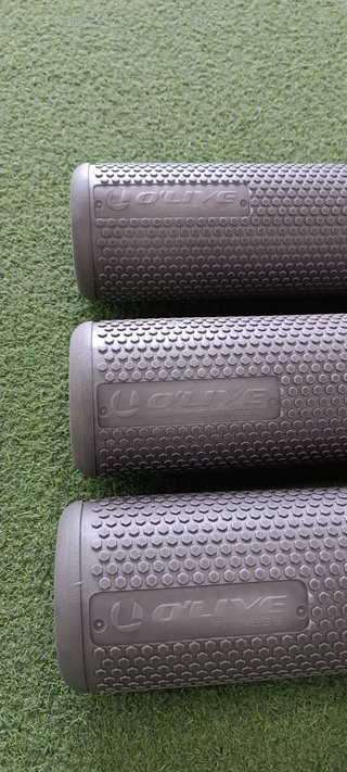 Cilindro foam O’live ø 15x45 cm. gris-suave.