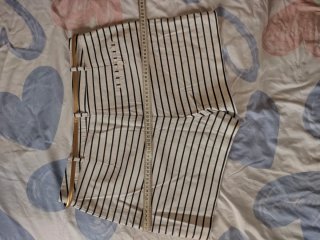Zara Shorts Rayas Doradas Talla XL
