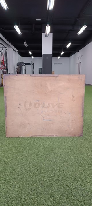 Plataforma ajustable de madera O`Live.