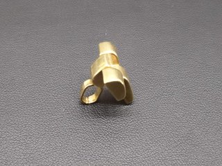 E56183-0 CRUCIFIJO ORO 18K