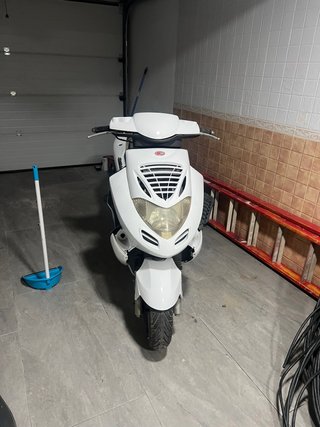 Kymco Bet & Win 50 Scooter Blanca