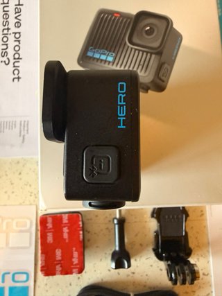 GOPRO HERO 4K CON CAJA Y ACCESORIOS COMO NUEVA