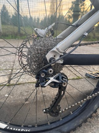 Bicicleta Enduro Giant Reign