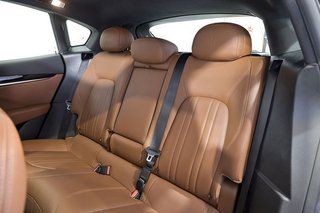 Maserati Levante   GT L4 330CV HybridGasolina AWD