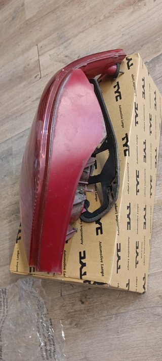Faro Peugeot 307
