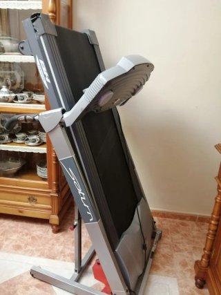 Cinta de andar BH Fitness Saturn